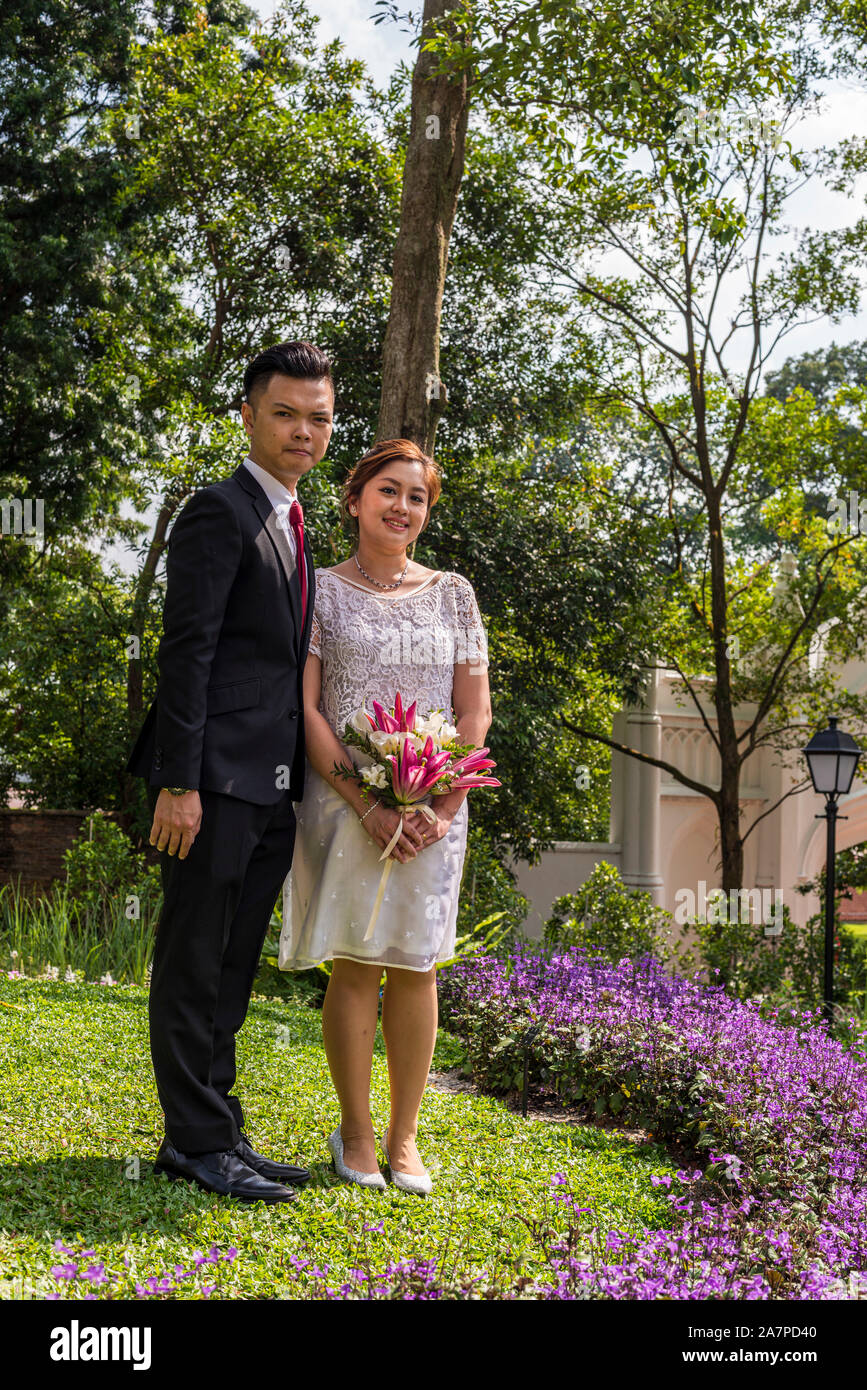 pre wedding dress for couple