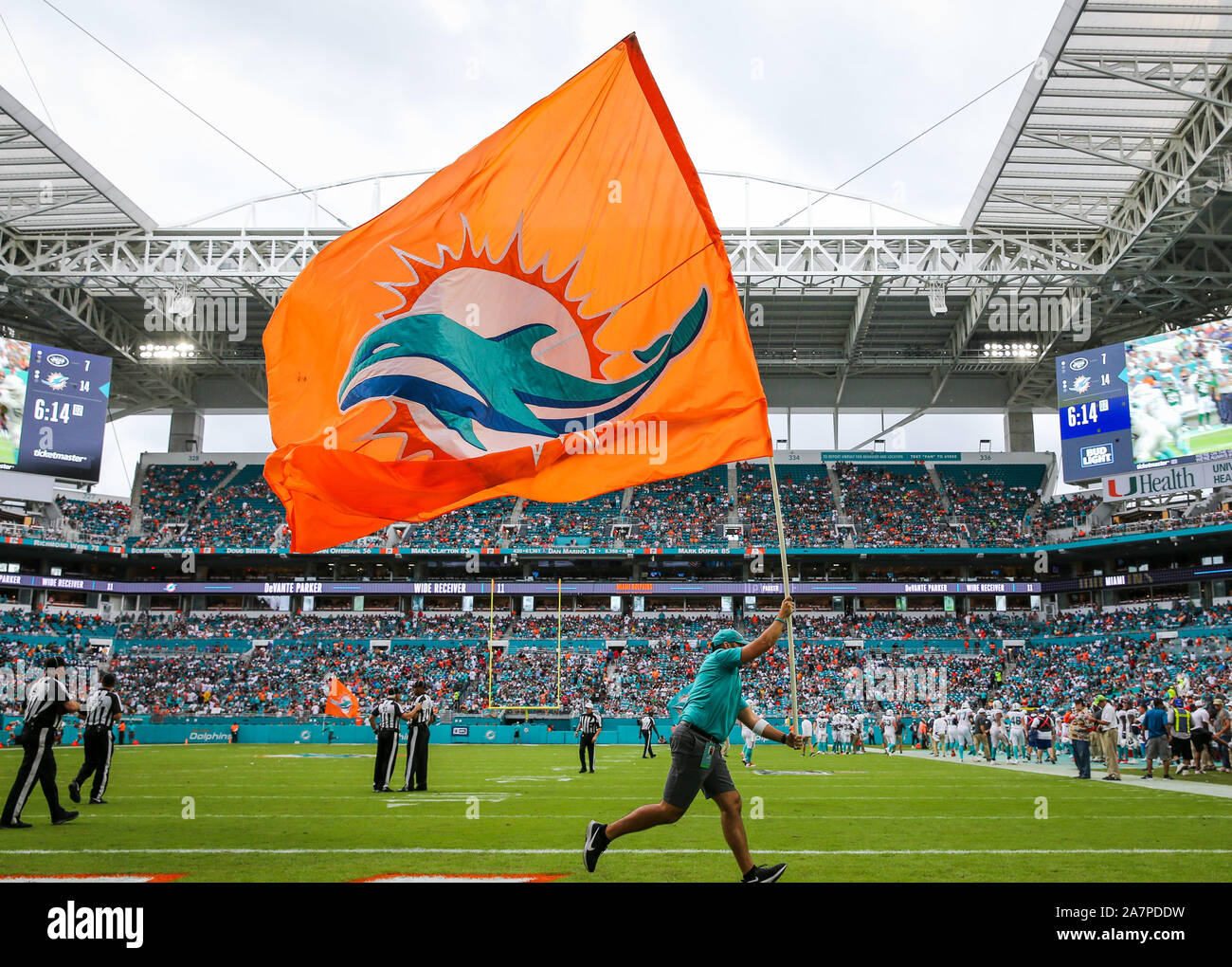 Miami Gardens, Florida, USA. 4th Nov, 2018. The Miami Dolphins flag is  displayed on the field after scoring a touchdown against the New York Jets  at the Hard Rock Stadium in Miami