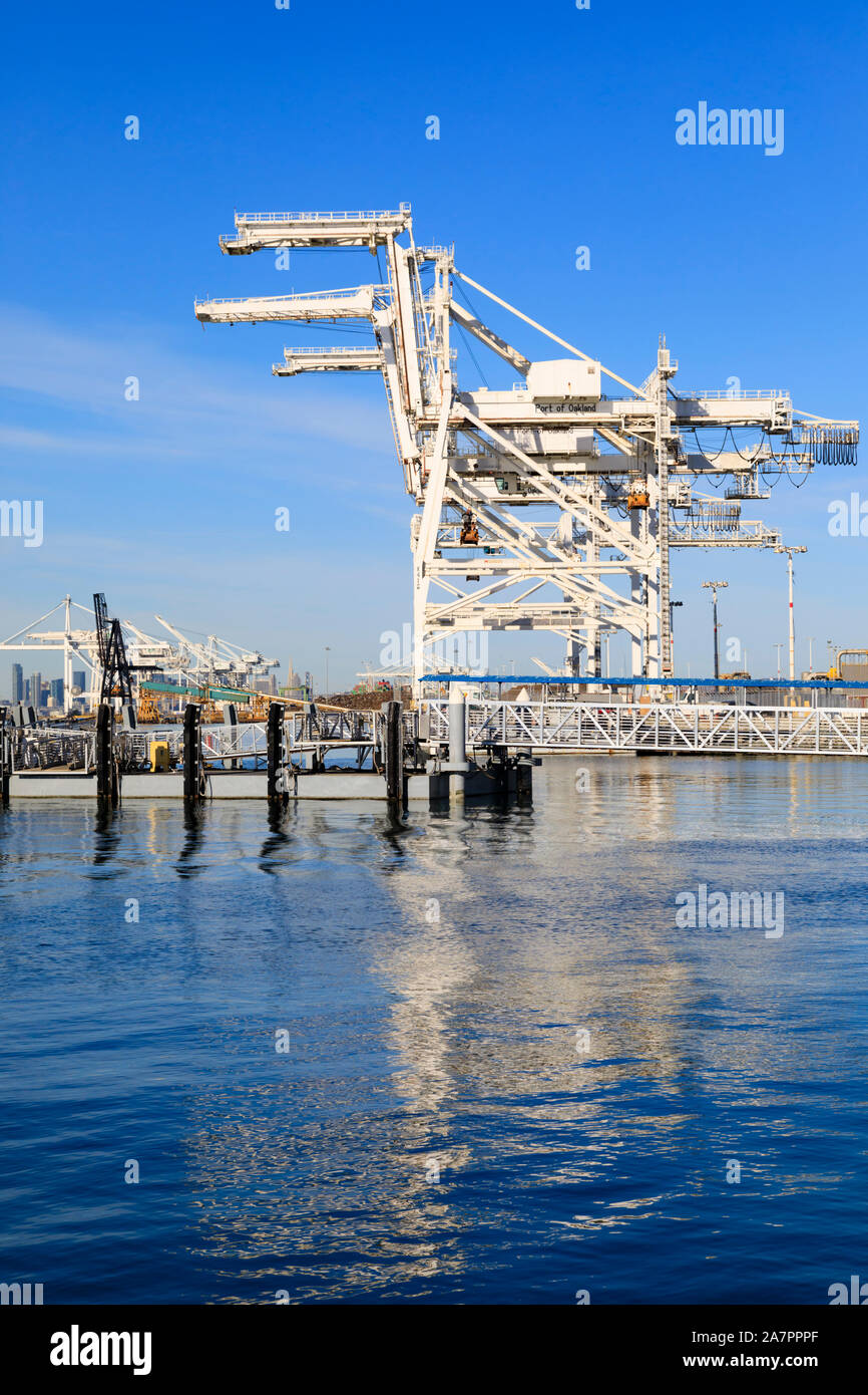 California port hires stock photography and images Alamy