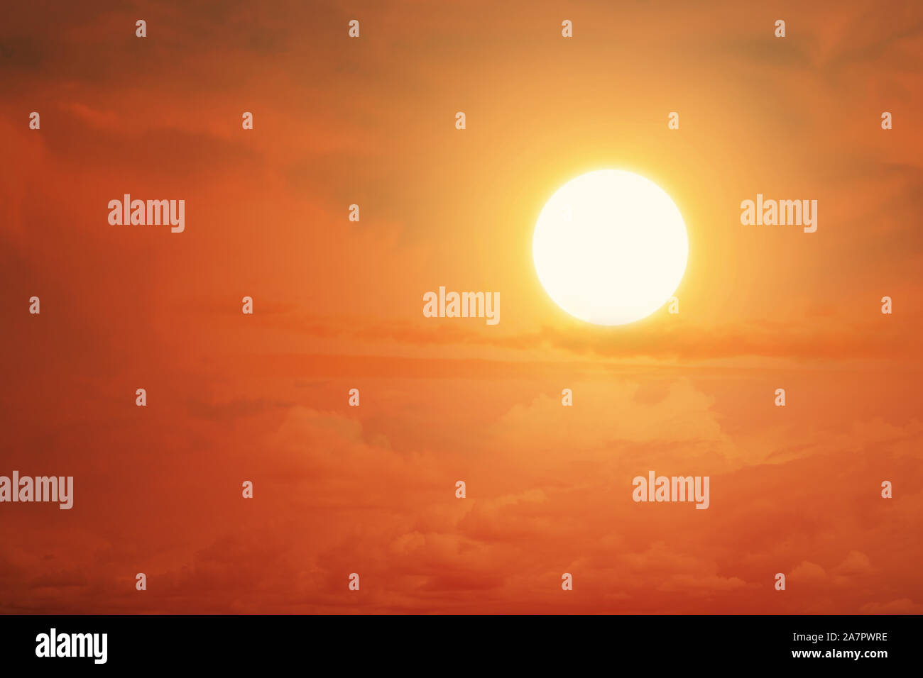 Glowing Sun On The Sky Heatwave Concept Stock Photo Alamy glowing-sun-on-the-sky-heatwave-concept-stock-photo-alamy