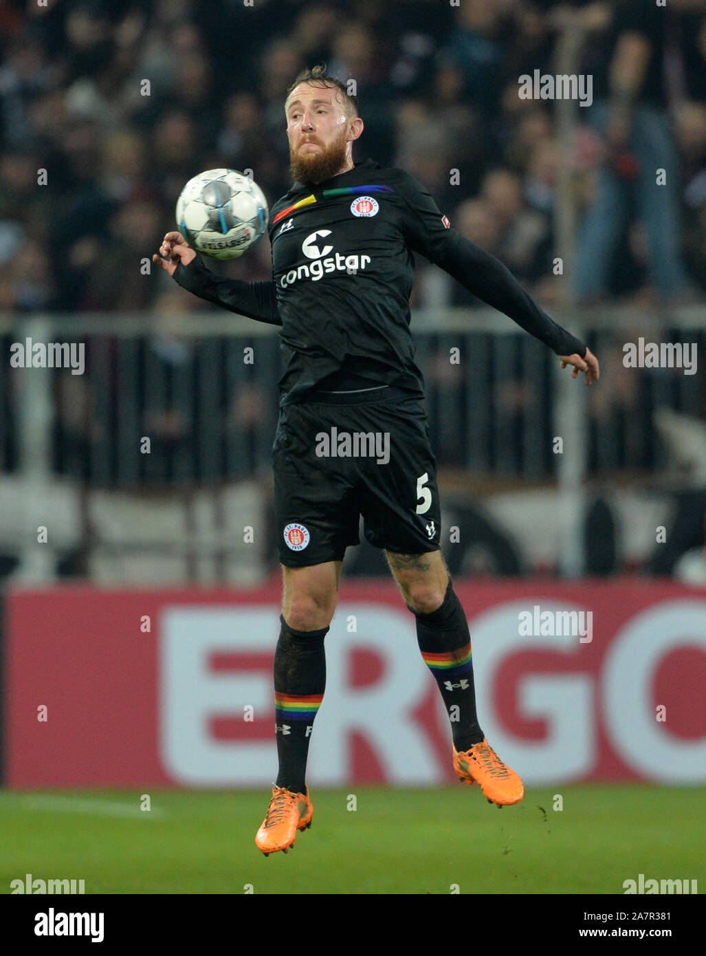 Marvin KNOLL (PAULI), Football DFB Pokal, 2nd Round, FC St.Pauli (PAULI) -  Eintracht Frankfurt (F) 1: 2, on 30.10.2019 in Hamburg/Germany. ## DFL  regulations prohibit any use of photographs as image sequences