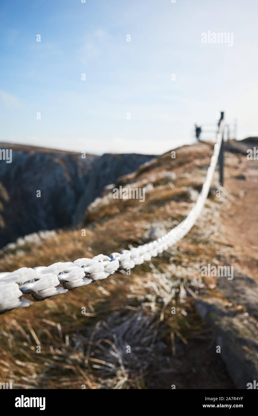 Chain railing hi-res stock photography and images - Alamy
