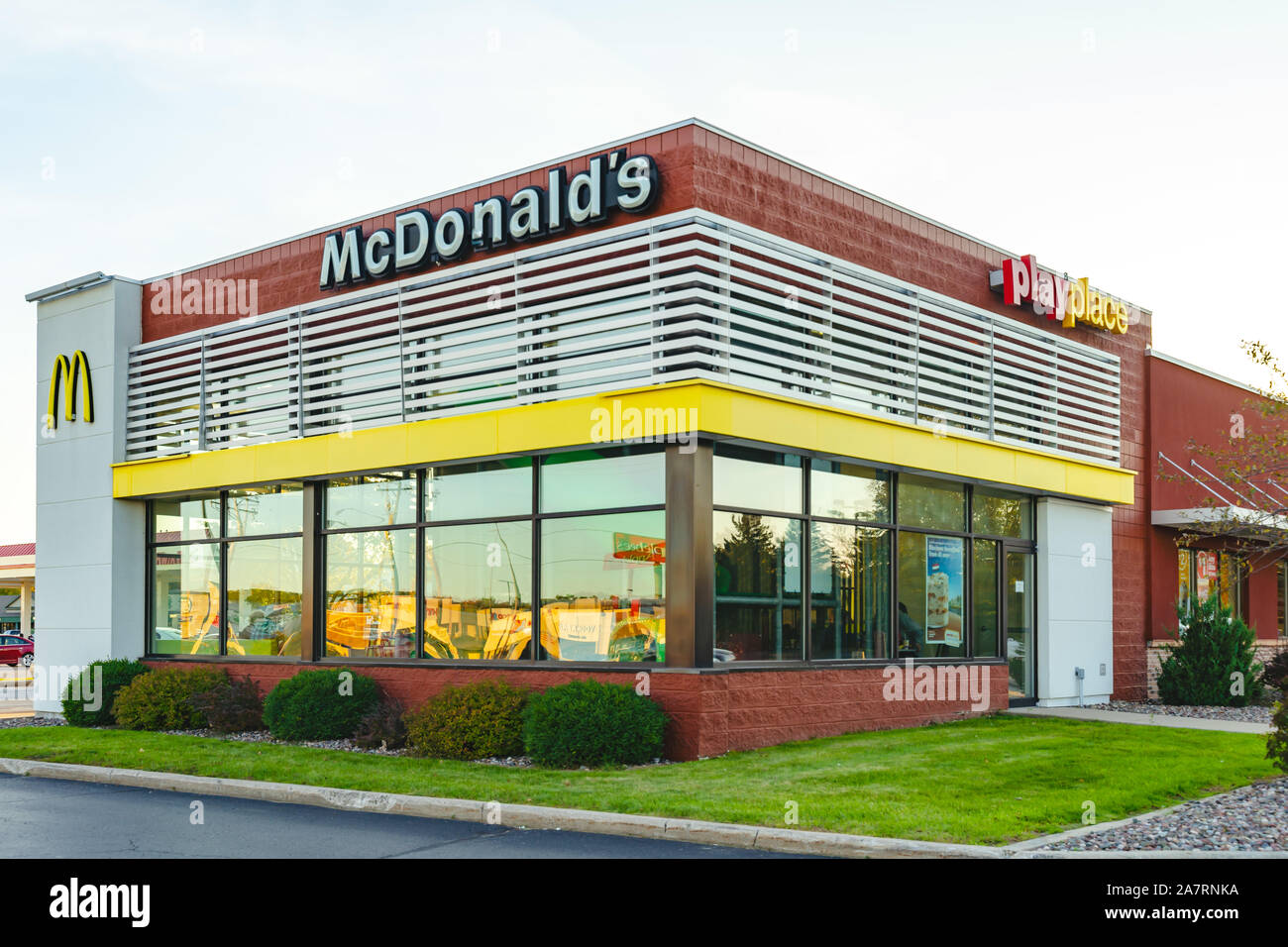 Mcdonald S Restauraunt Sign The Mcdonald S Corporation Is The