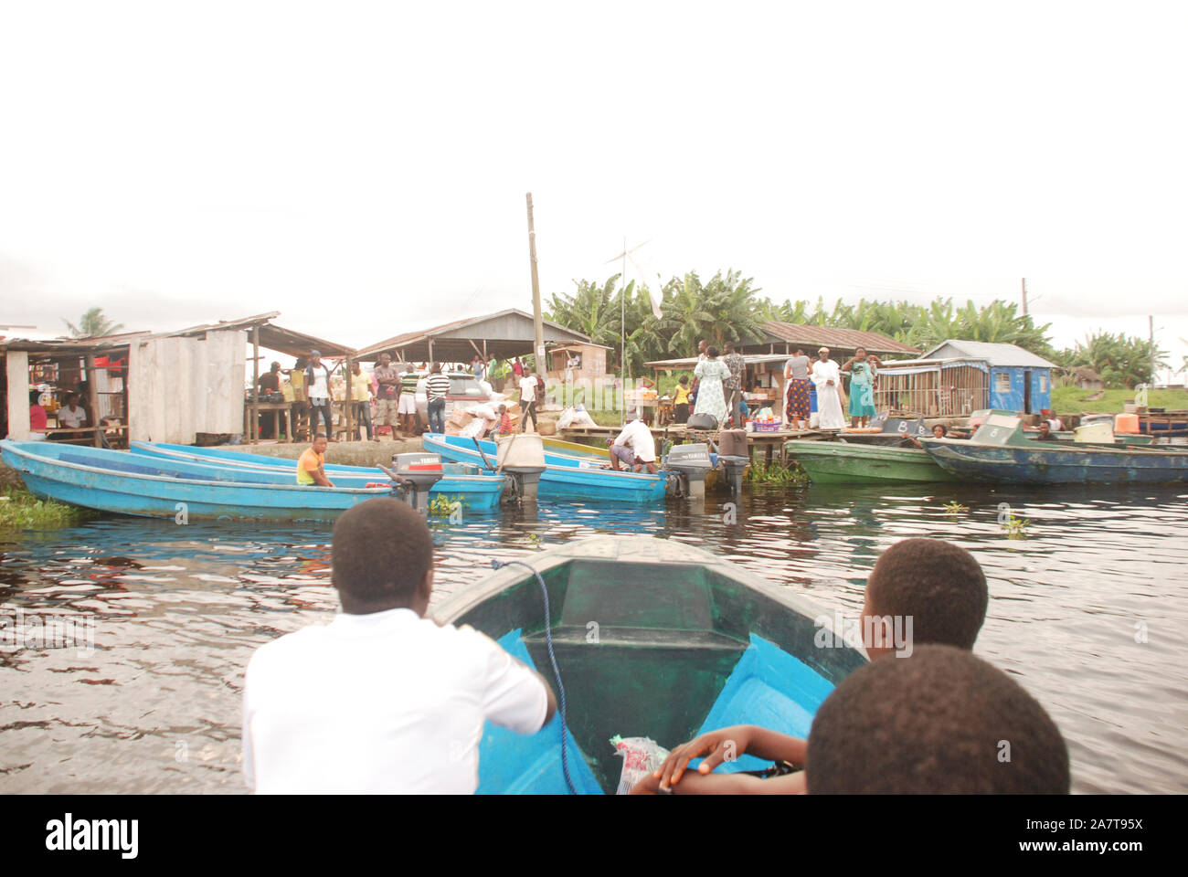 Passengers arriving at Igbo-nla Jetty, Ondo State, Nigeria. Stock Photo