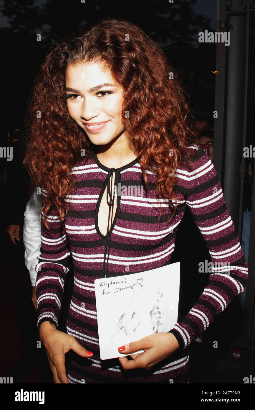 zendaya tommy hilfiger uk