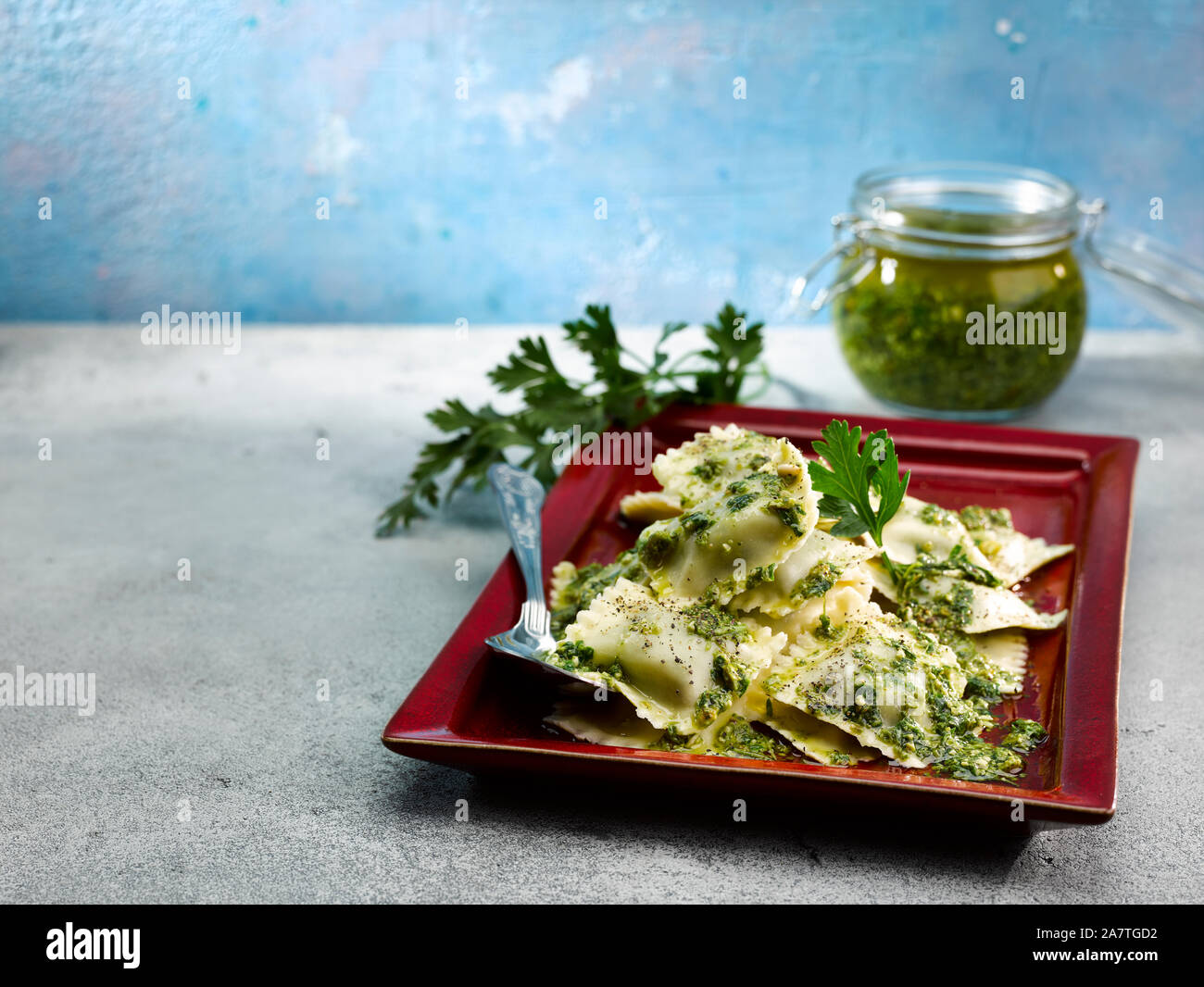 Spinach Ravioli with cheese Stock Photo - Alamy