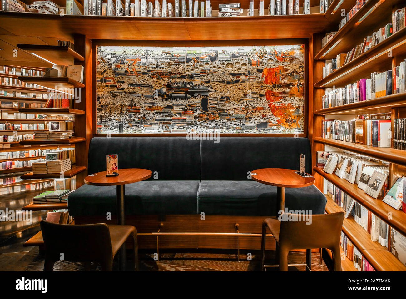 Picture of reading area in the Yi Ji You Maike Centre Flagship (Store), a bookstore and commercial complex occupying 4,500 square meters with 130 thou Stock Photo