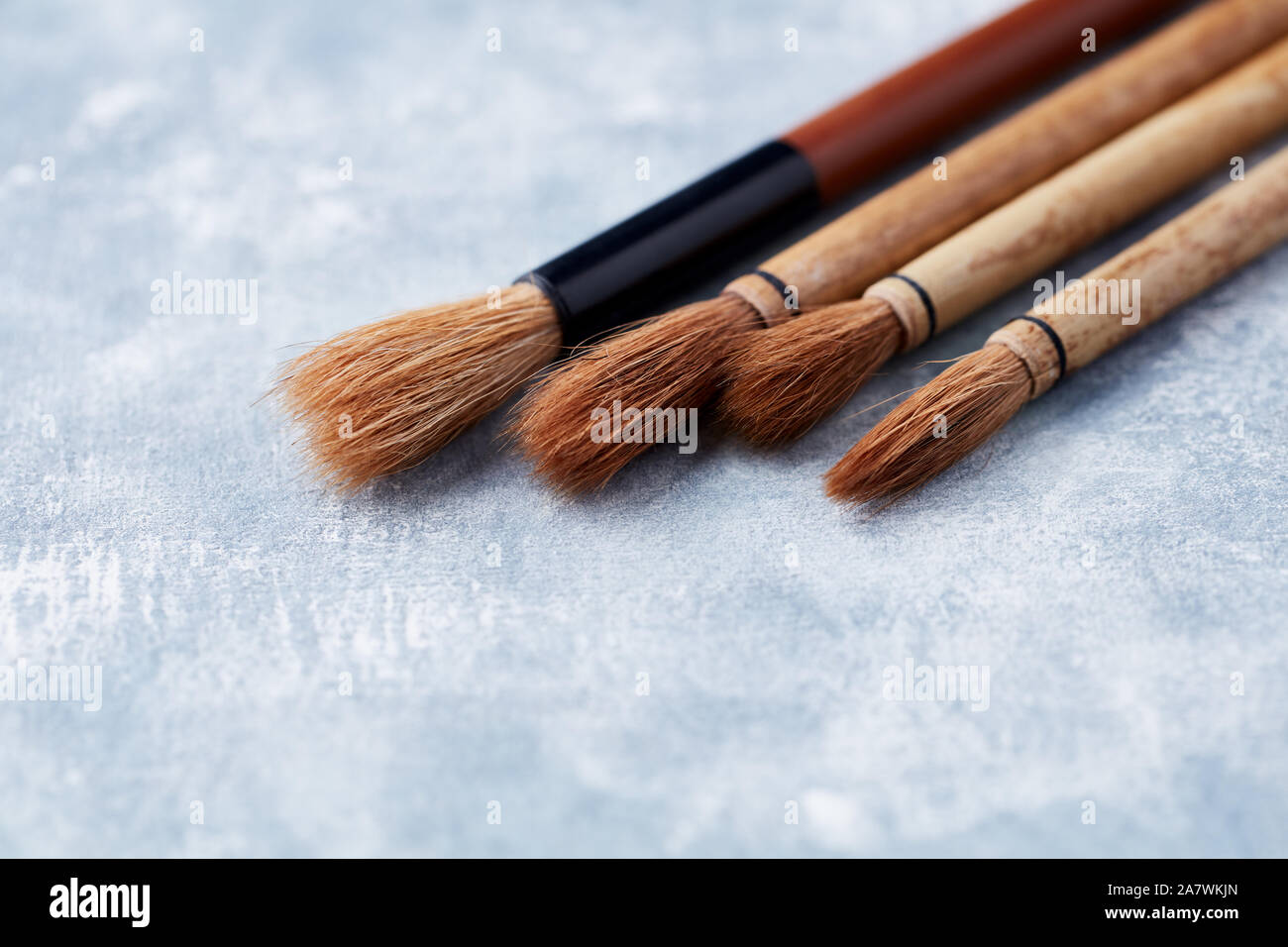 Antique paint brushes hires stock photography and images Alamy