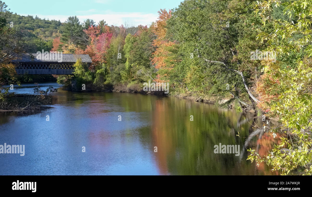 Contoocook river and stone bridge hires stock photography and images