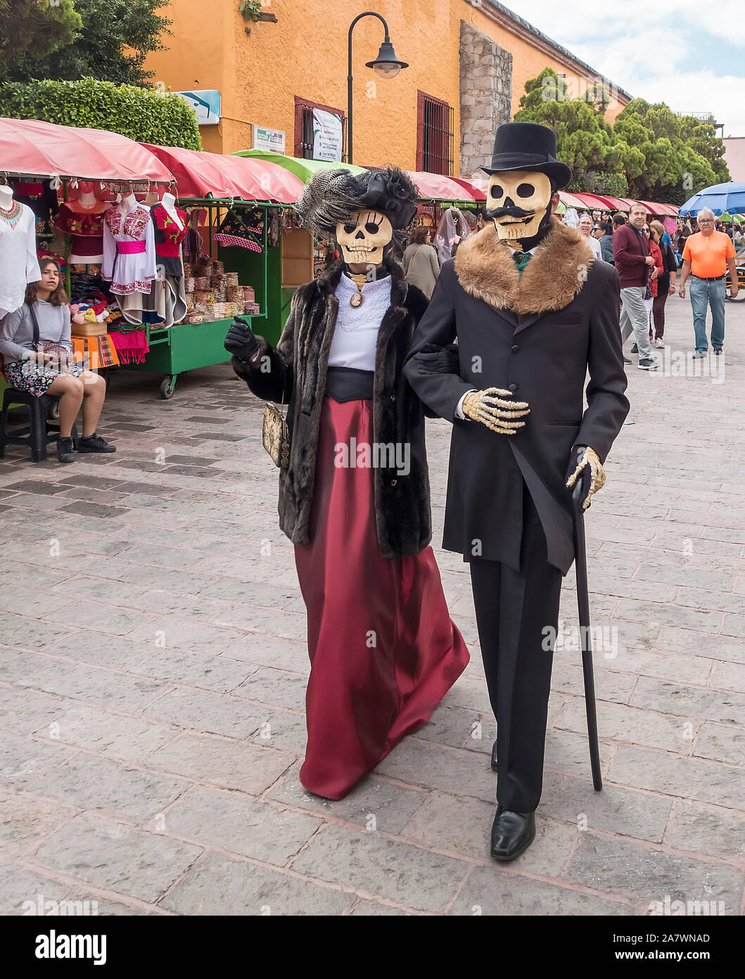 Couple parade on Day of the Dead in Tequisquiapan, Queretaro, Mexico Stock Photo