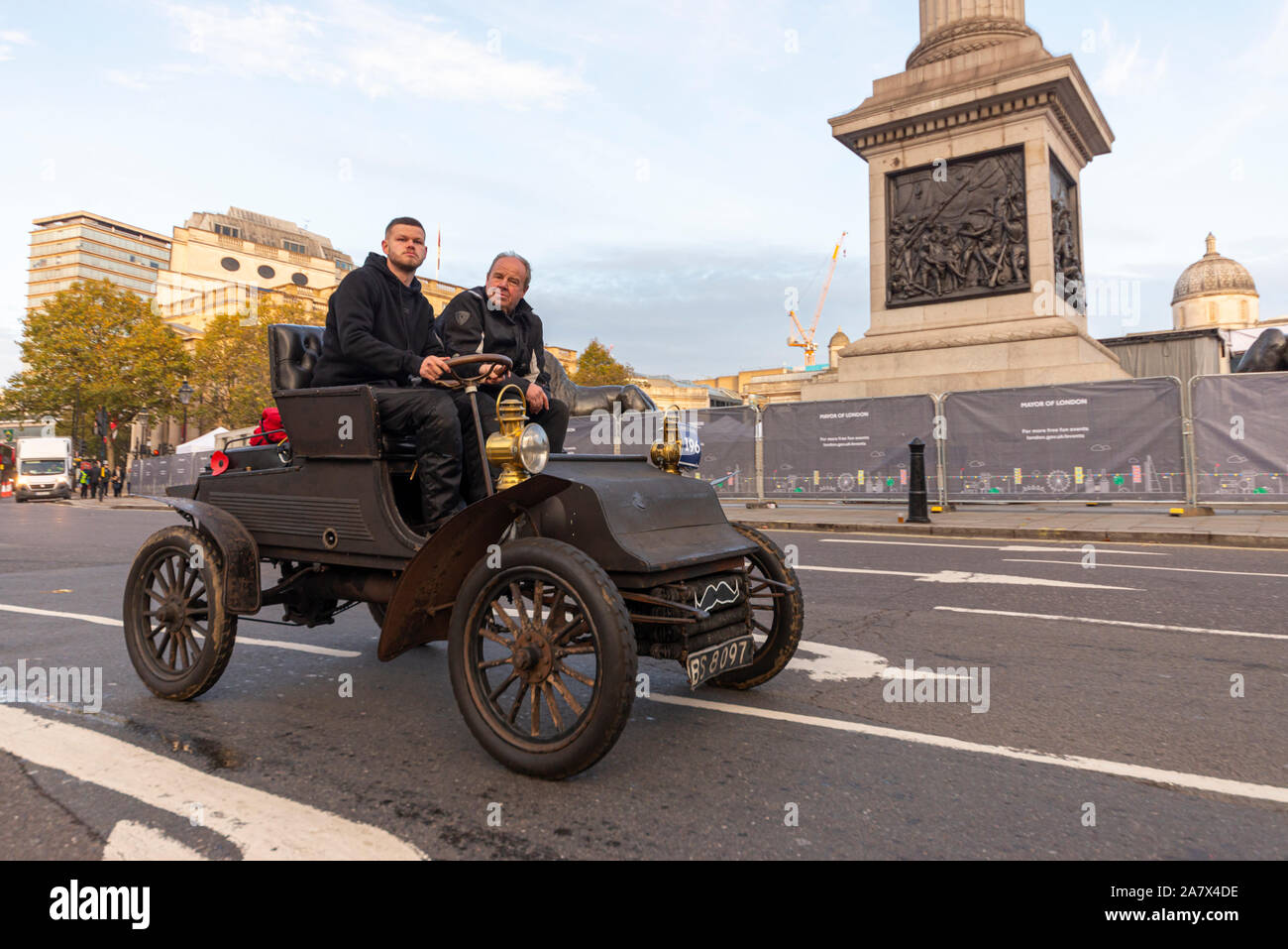 1903 Flint vintage car driven through Westminster at the start of the