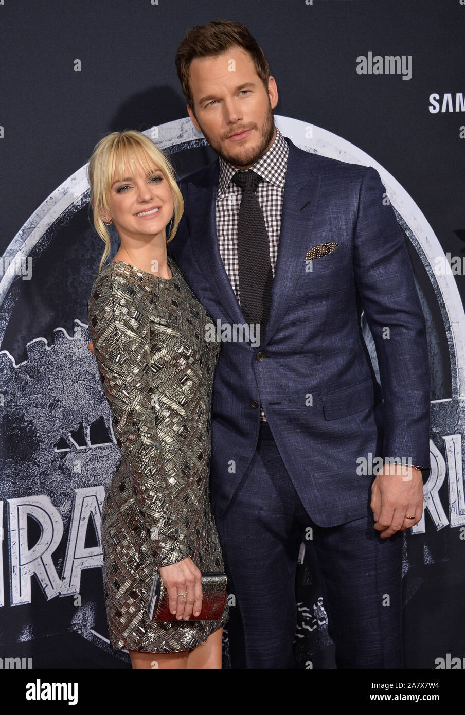 LOS ANGELES, CA - JUNE 10, 2015: Chris Pratt & wife Anna Faris at the world premiere of his movie 'Jurassic World' at the Dolby Theatre, Hollywood. © 2015 Paul Smith / Featureflash Stock Photo