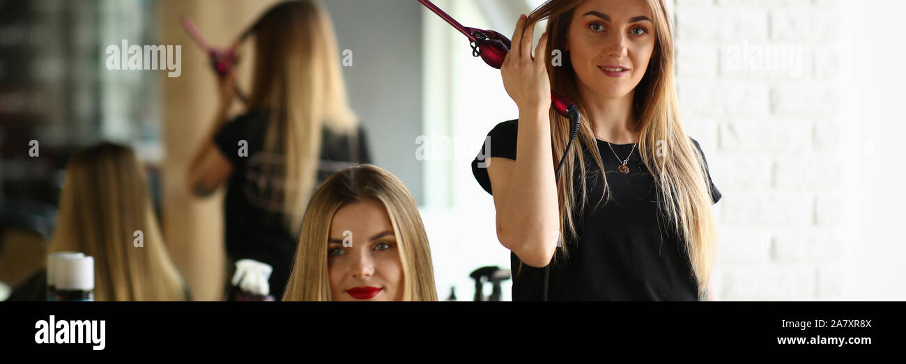 Salon client hi-res stock photography and images - Alamy