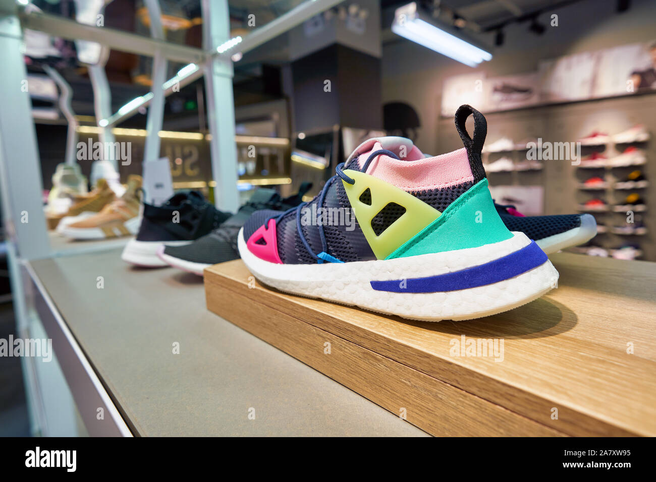 Adidas china outlet zapatillas discount