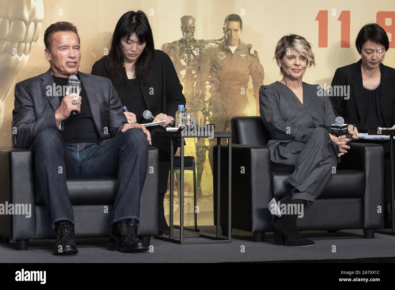 November 5, 2019, Tokyo, Japan: (L to R) Austrian-American actor Arnold Schwarzenegger and actress Linda Hamilton speak during a news conference for the movie Terminator: Dark Fate at Bellesalle Roppongi in Tokyo. The film will be released in Japan on November 8. (Credit Image: © Rodrigo Reyes Marin/ZUMA Wire) Stock Photo