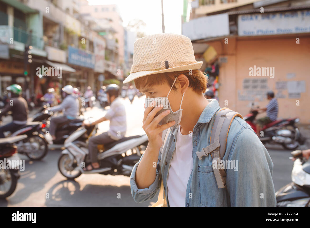 Vietnamese wearing face masks due to the pollution situation in Ho Chi