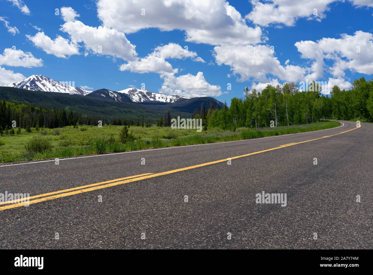 Mirror Lake Scenic Byway between Evanston, Wyoming and Kamas, Utah ...