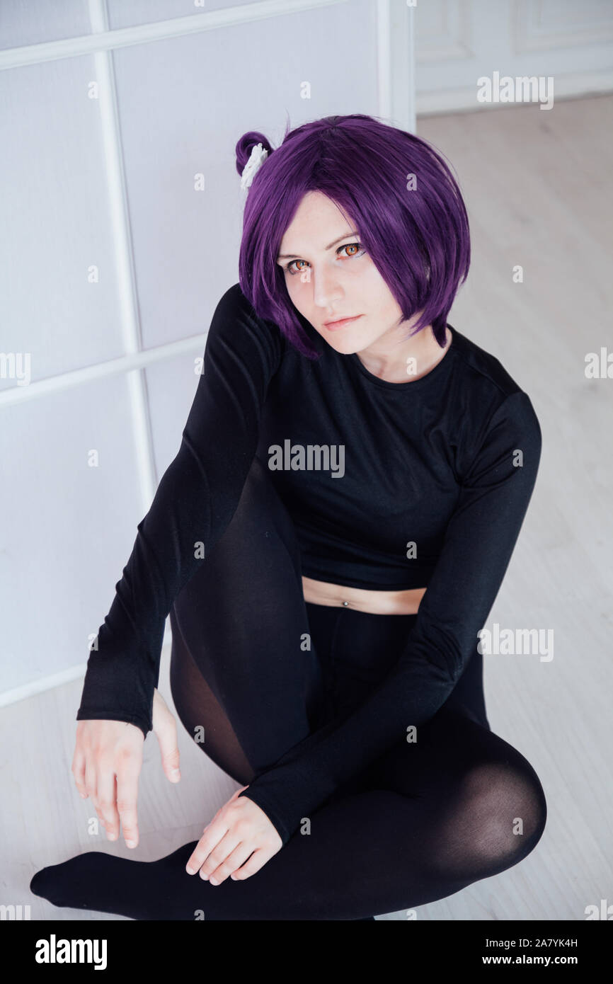 Fashionable Woman With Purple Hair Anime Japan Cosplay Stock Photo Alamy Fashionable Woman With Purple Hair Anime Japan Cosplay Stock Photo Alamy