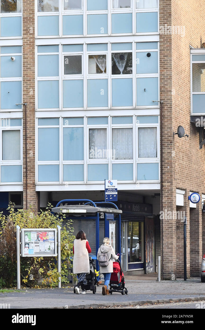 shops that sell prams