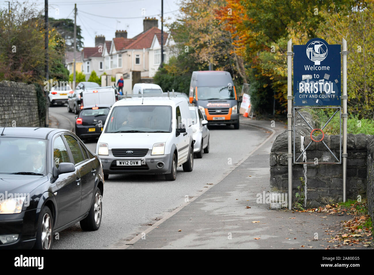 Traffic leaves and enters Bristol, which could become the UK's first city to introduce a ban on diesel vehicles to boost air quality following a vote by the council's cabinet which is being asked to approve the Clean Air Zone proposal at a meeting on November 5. PA Photo. Picture date: Tuesday November 5, 2019. The vehicles will be prohibited from entering a central area of the city between 7am and 3pm every day under proposals by Bristol City Council. A wider charging zone for commercial vehicles such as buses, taxis, vans and lorries which do not meet certain emissions standards is part of Stock Photo