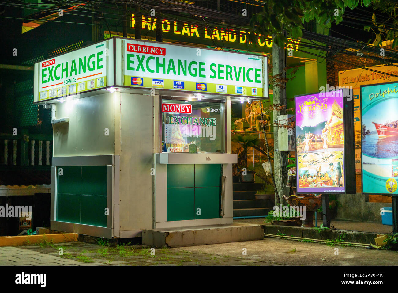 Currency exchange booth hi-res stock photography and images - Page 2 - Alamy