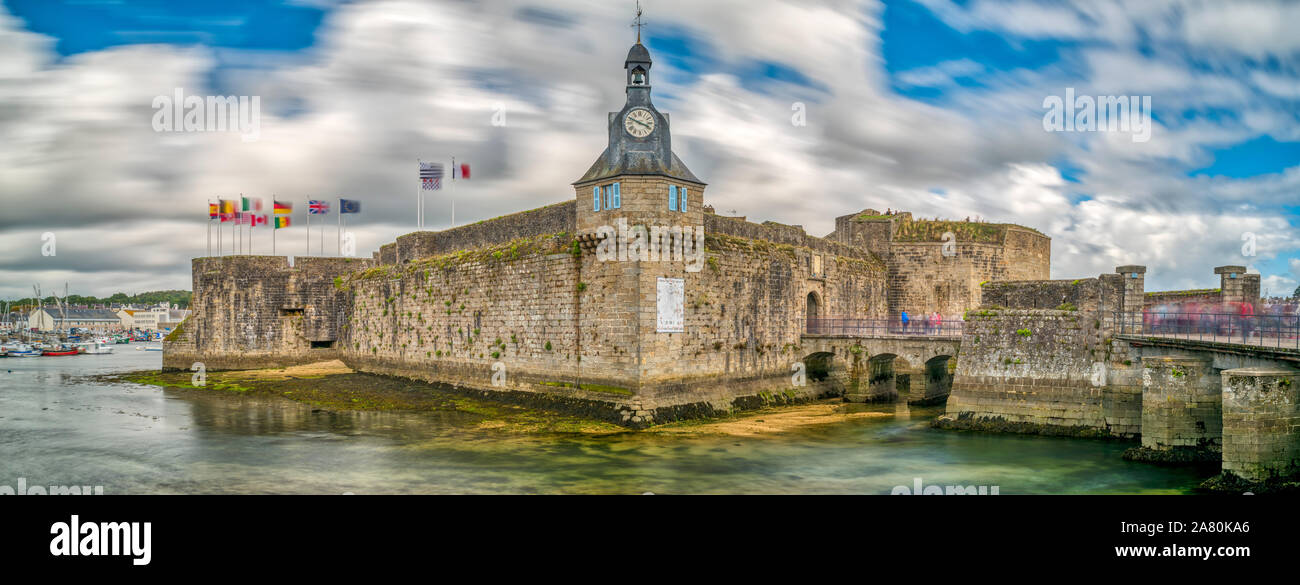 Ville Close (medieval town) of Concarneau (Breton: Konk-Kerne, meaning Bay of Cornwall) a commune in the Finistère department of Brittany in north-wes Stock Photo