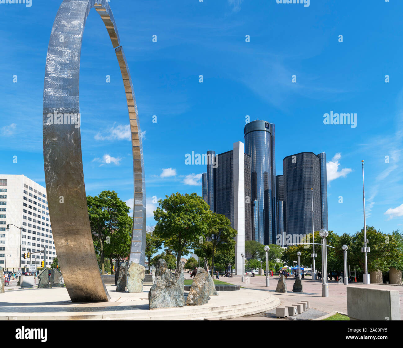 The skyline of the Renaissance Center viewed from Hart Plaza with the Transcending sculpture in the foreground, downtown Detroit, Michigan, USA Stock Photo