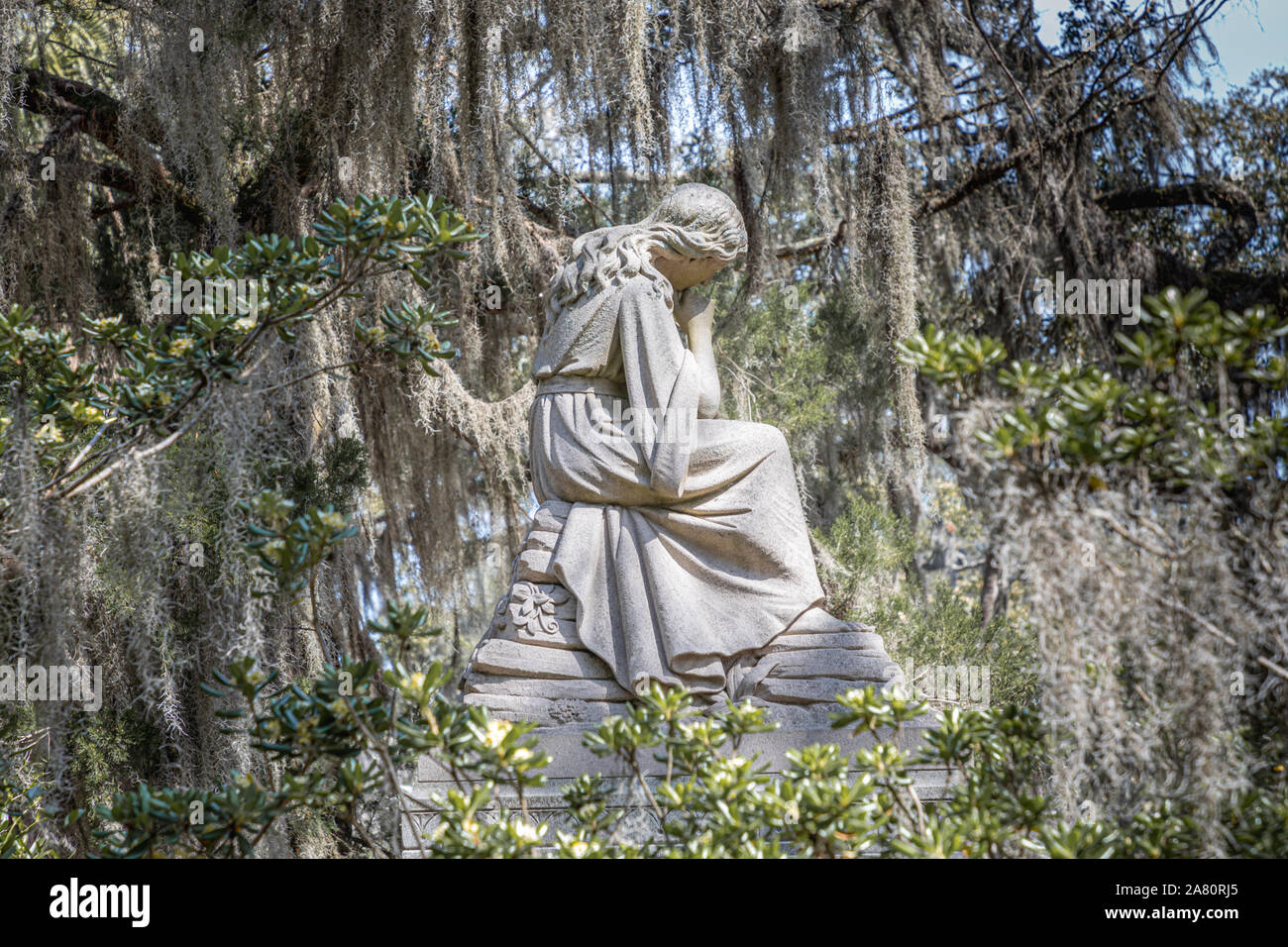 Bonaventure cemetery angel hires stock photography and images Alamy