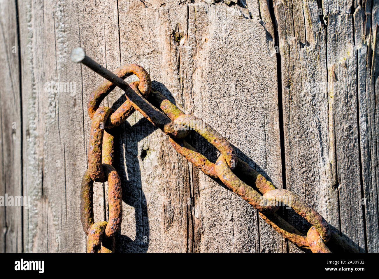 Rusted chains hires stock photography and images Alamy