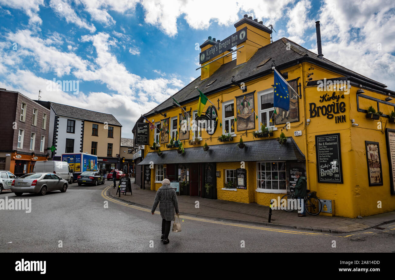 Tralee, Ireland - 1st April 2019: View of old vintage style Irish pub on the streets of Tralee in County Kerry, Ireland Stock Photo