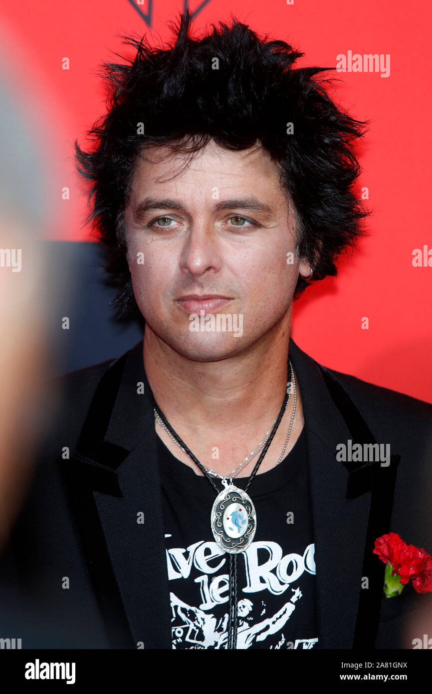 Billie joe armstrong necklace deals