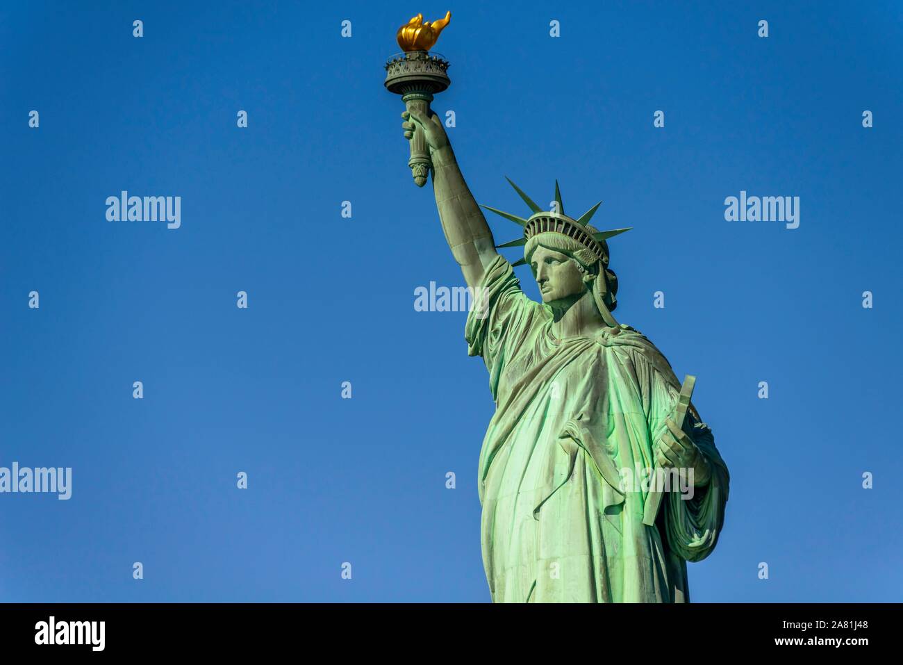 statue-of-liberty-lady-liberty-liberty-island-statue-of-liberty