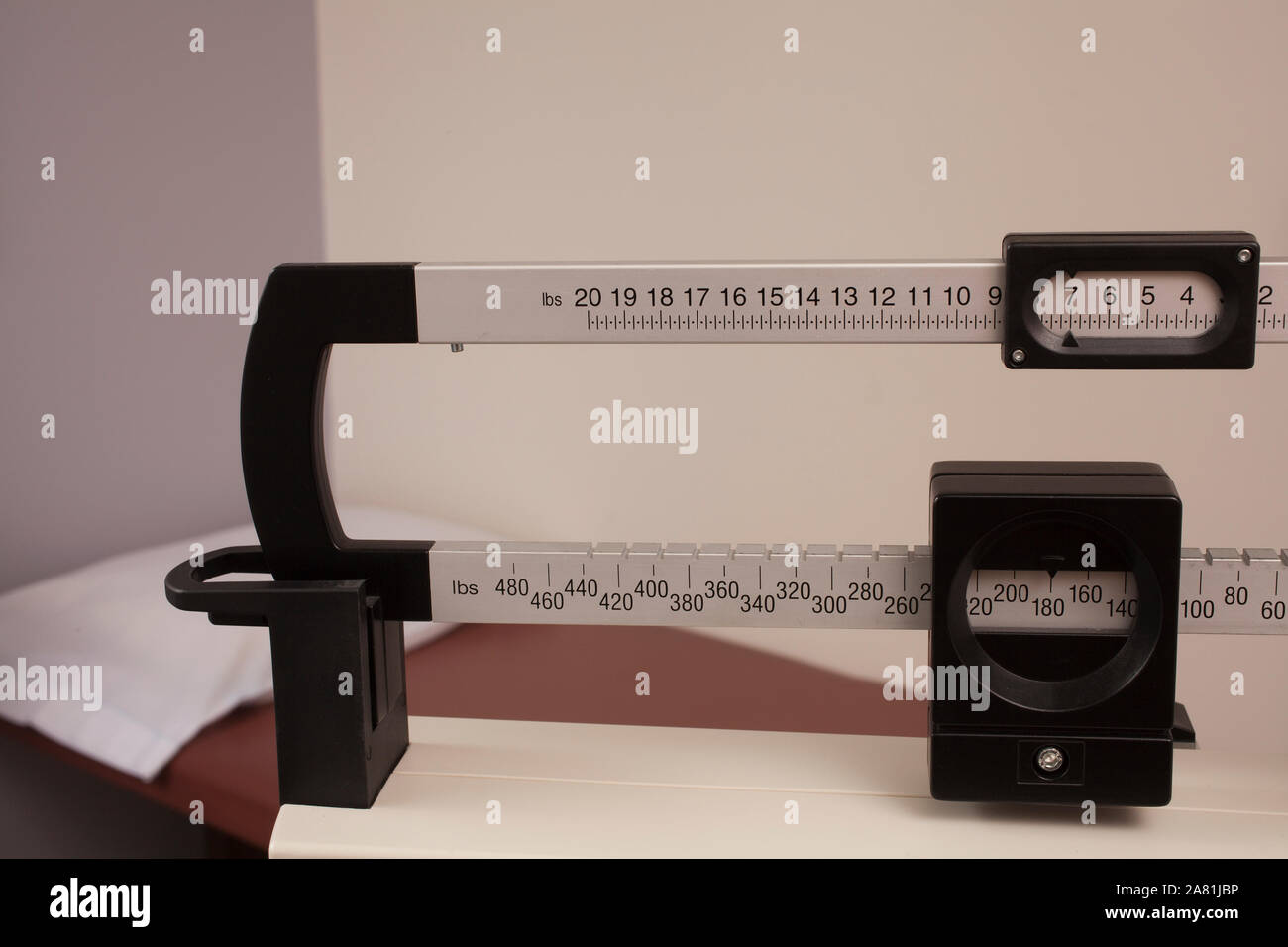 Doctor's beam scale in an examination room Stock Photo Alamy