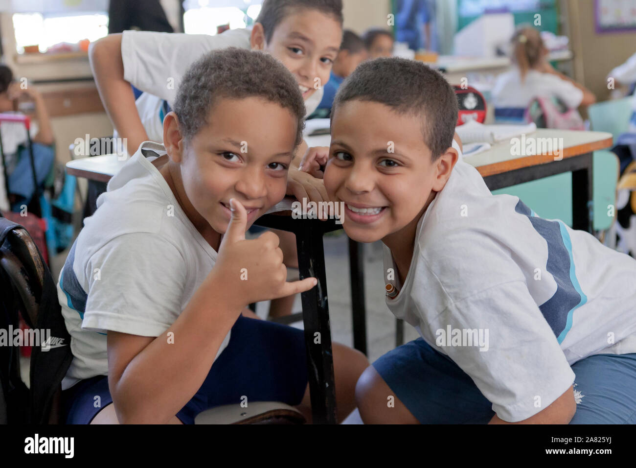 Brazilian Students In Classroom Stock Photo Alamy brazilian-students-in-classroom-stock-photo-alamy