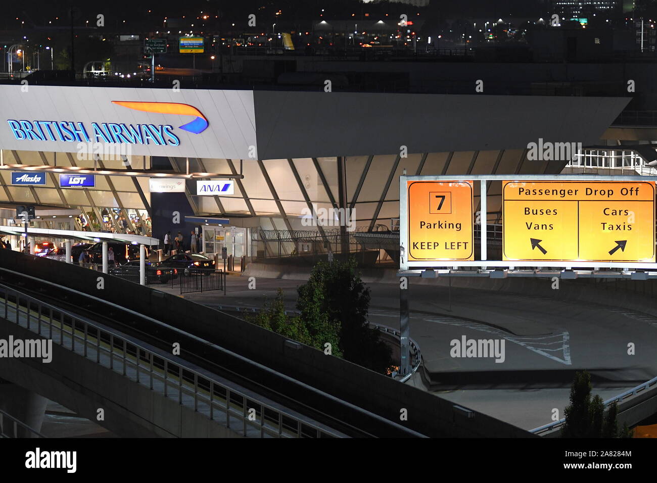 INTER TERMINAL AIRTRAIN AT NEW YORK'S JFK INTERNATIONAL AIRPORT Stock