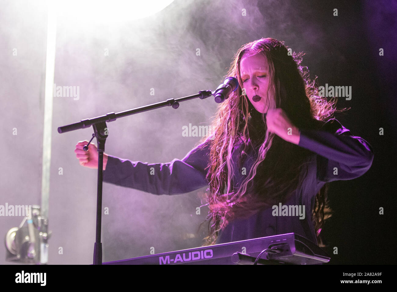 Brighton, UK. 5 Nov 2019, Alexandra Ashley Hughes, known by her stage name Allie X supporting Marina  on stage at the Brighton Centre   Credit: Jason Richardson/Alamy Live News Stock Photo