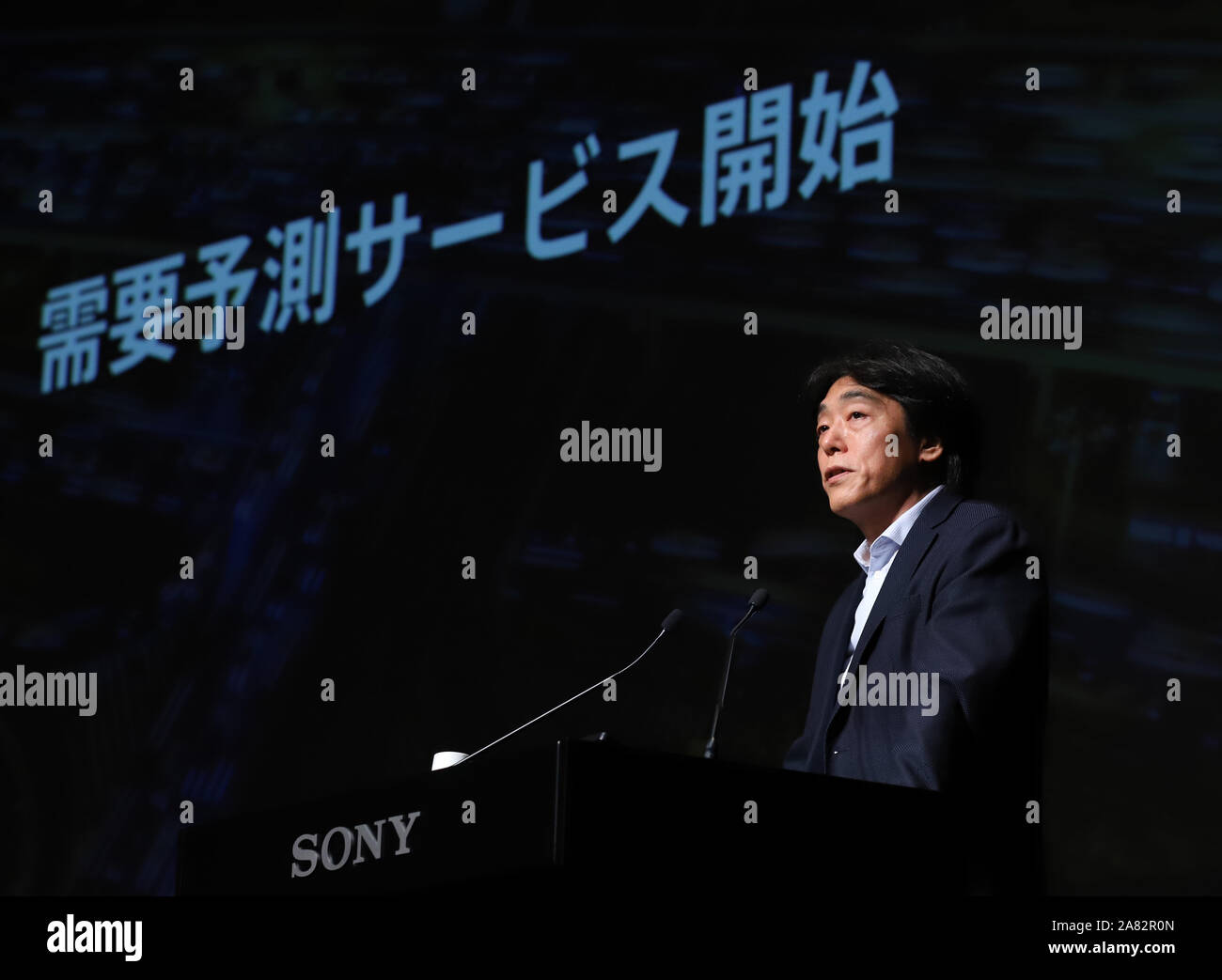 Tokyo, Japan. 5th Nov, 2019. Sony's executive officer Izumi Kawanishi announces they will provide taxi demand prediction service using Sony's AI and other technologies to taxi hailing service company Minnano Taxi, which is joint venture of Sony, taxi companies and others at Sony's headquarters in Tokyo on Tuesday, November 5, 2019. Sony already provided taxi dispatch app S.RIDE to the company. Credit: Yoshio Tsunoda/AFLO/Alamy Live News Stock Photo