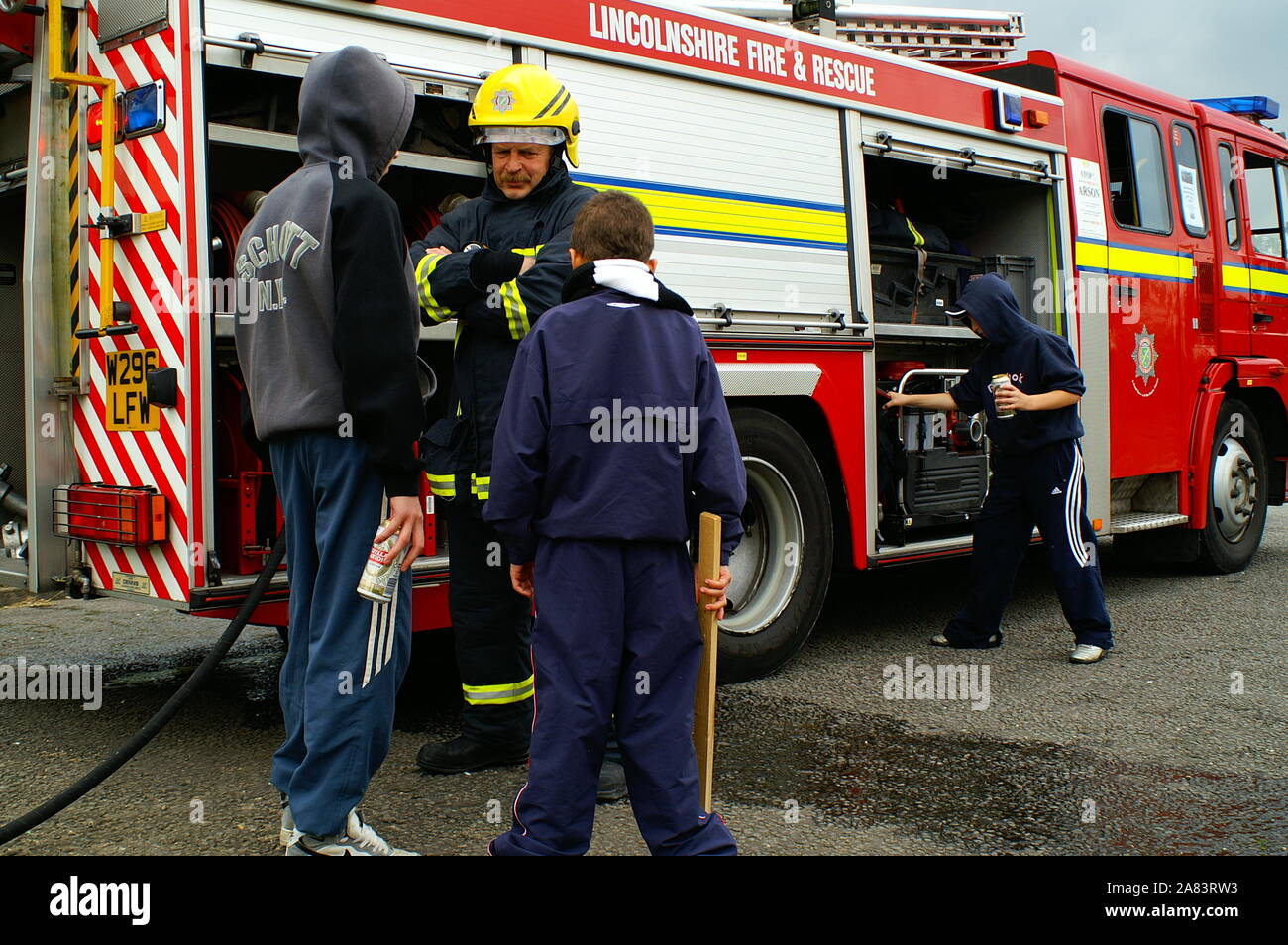 attack on fire fighters, Assault on Emergency Workers Stock Photo