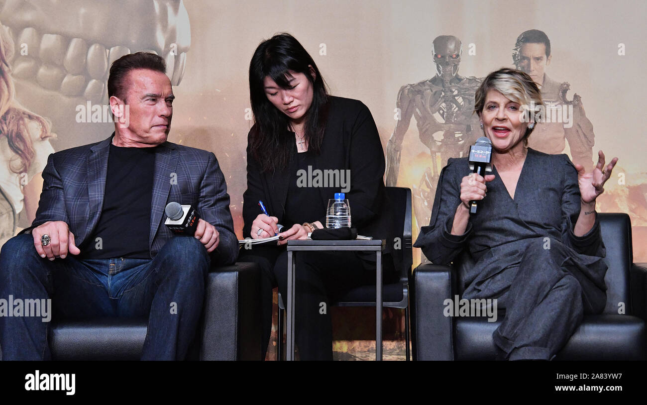 Tuesday. 5th Nov, 2019. Actor Arnold Schwarzenegger(L) and actress Linda Hamilton attends the press conference for the film "Terminator: Dark Fate" in Tokyo, Japan on Tuesday, November 5, 2019. Credit: AFLO/Alamy Live News Stock Photo