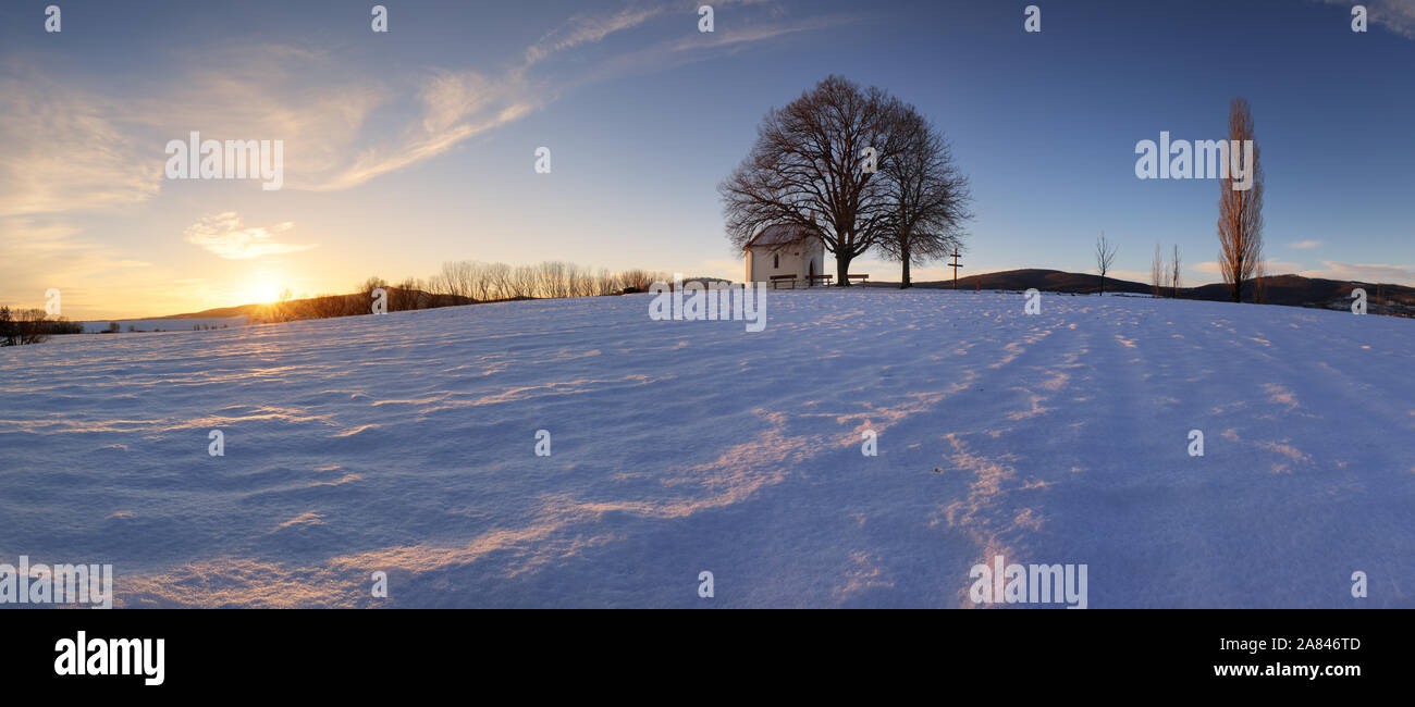 Beautiful winter landscape tree hi-res stock photography and images - Alamy