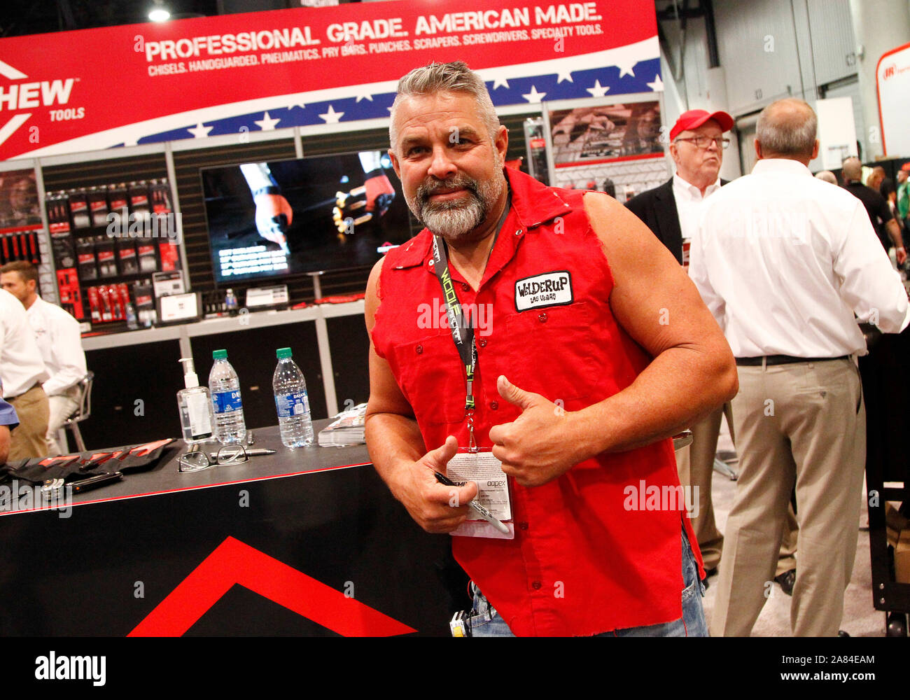 Las Vegas, United States. 05th Nov, 2019. Reality tv star and Rat Rod builder Steve Darnell meets fans during the 2019 SEMA Show, at the Las Vegas Convention center in Las Vegas, Nevada, on Tuesday, November 5, 2019. Photo by James Atoa/UPI Credit: UPI/Alamy Live News Stock Photo