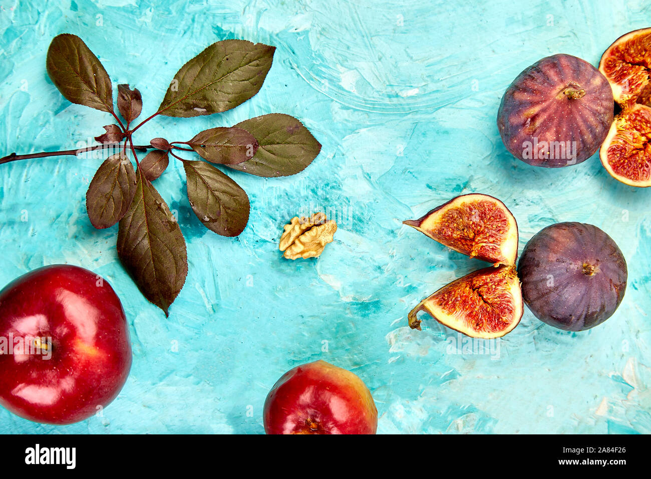 Autumn frame background. Autumn food still life with season fruits ...