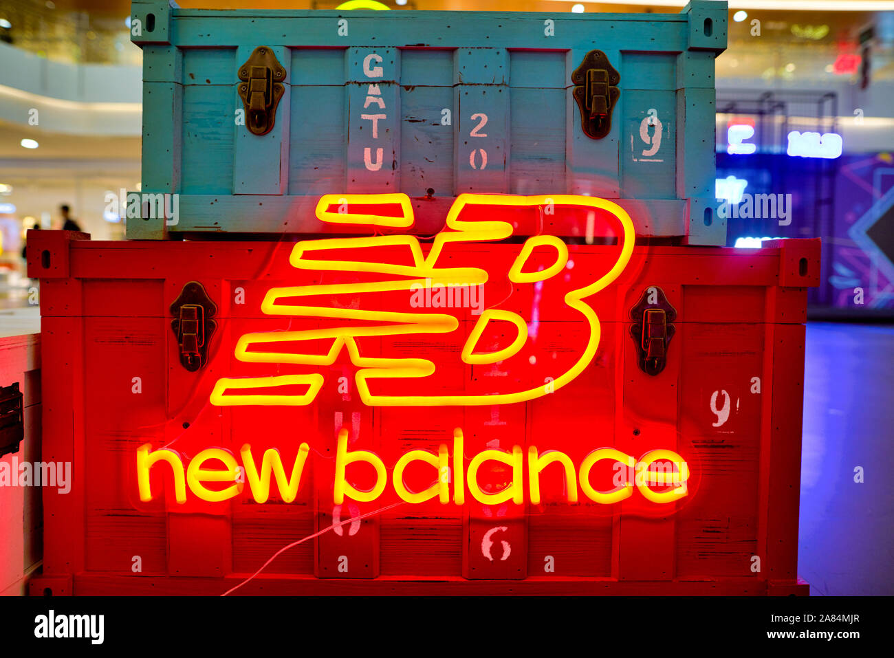 New balance sign hi-res stock photography and images - Alamy