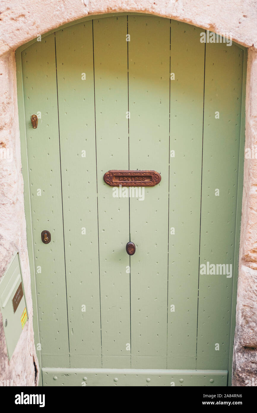 Ancient wooden door in a stone house Stock Photo - Alamy