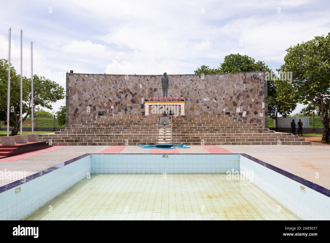 Elephant pass war memorial Stock Photo Alamy