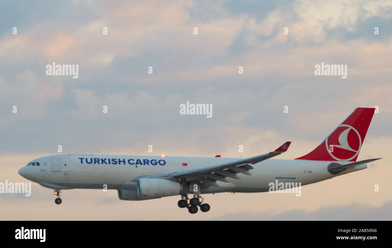 Turkish Airlines approaching before landing Stock Photo