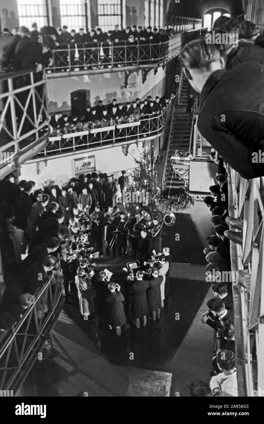 Weihnachtslieder weihnachtslieder Black and White Stock Photos & Images