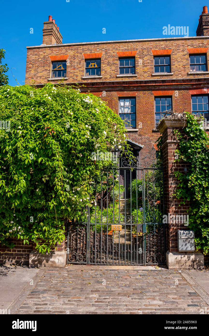 Restored house on the Mile End Road, A11, London Stock Photo Alamy