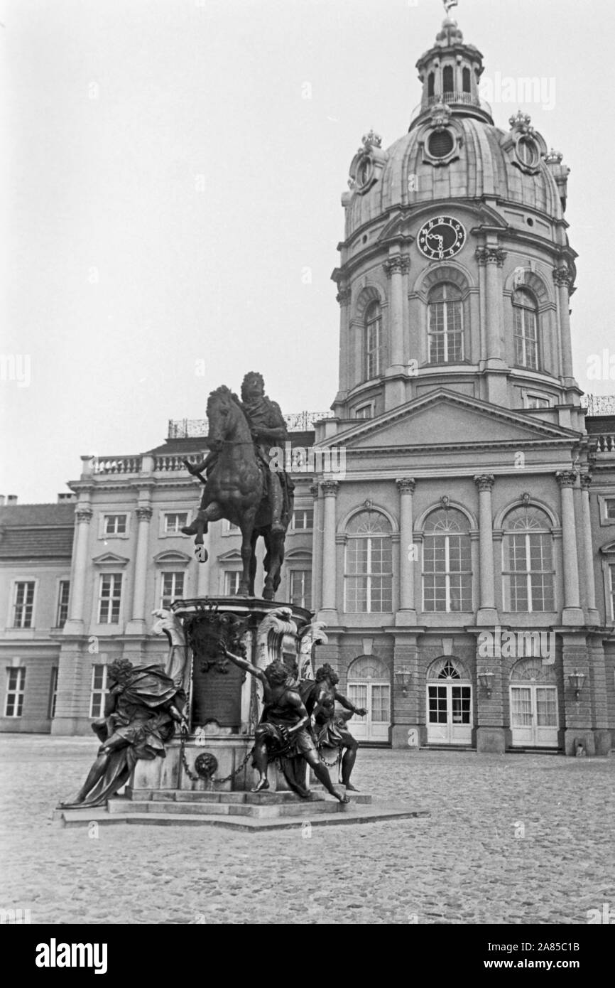 Schloss Charlottenburg in Berlin, Deutschland 1961. Charlottenburg ...