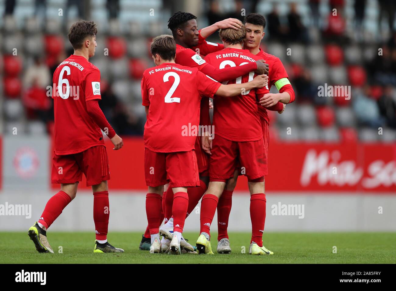 firo: 06.11.2019, Fuvuball, UEFA Youth League, 4th group match, season  2019/2020, FC Bayern Munich -